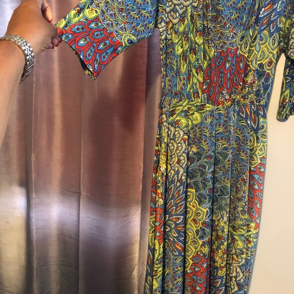 Peacock dress - Picture 5 of 6